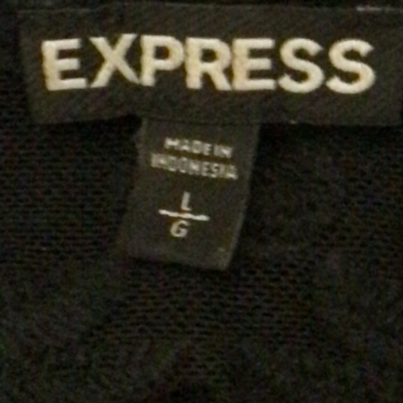 Black lace top - Picture 5 of 5